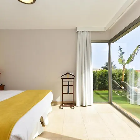 With Pool Par 4 Nr 9 By Villagrancanaria *