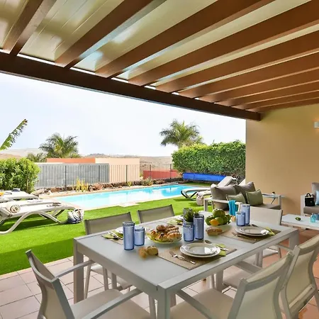 With Pool Par 4 Nr 9 By Villagrancanaria