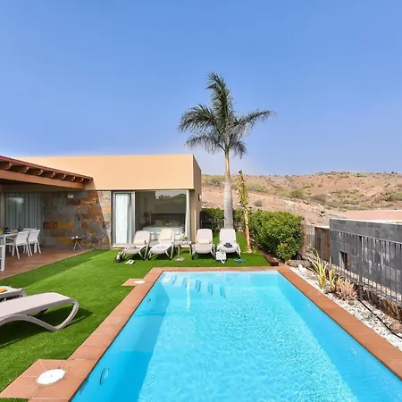 With Pool Par 4 Nr 9 By Villagrancanaria 아파트 살로브레