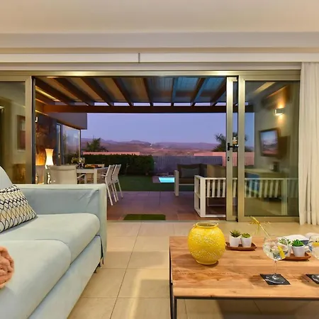 아파트 With Pool Par 4 Nr 9 By Villagrancanaria 살로브레