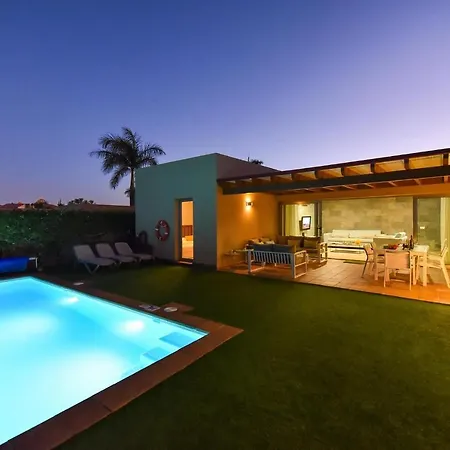 With Pool Par 4 Nr 9 By Villagrancanaria Daire *