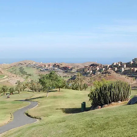 아파트 With Pool Par 4 Nr 9 By Villagrancanaria *